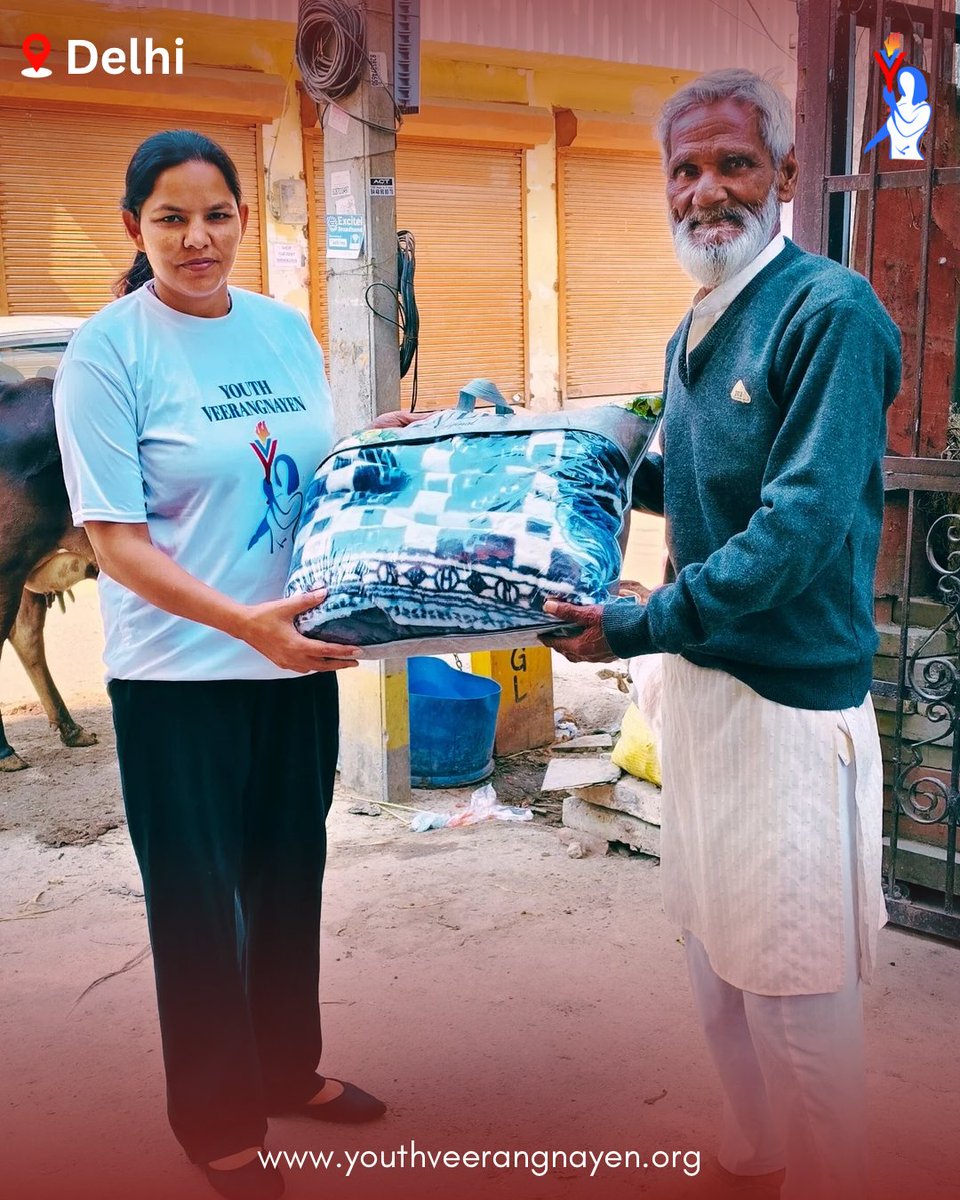 Yveerangnayen's tweet image. A simple blanket, a warm gesture! 
For someone facing the cold, it's comfort and care .
Every box of ration we carry holds compassion
Every smile we receive fuels our drive 
Together, let's turn small acts into big change .
#humanity #YouthVeerangnayen #sharingiscaring