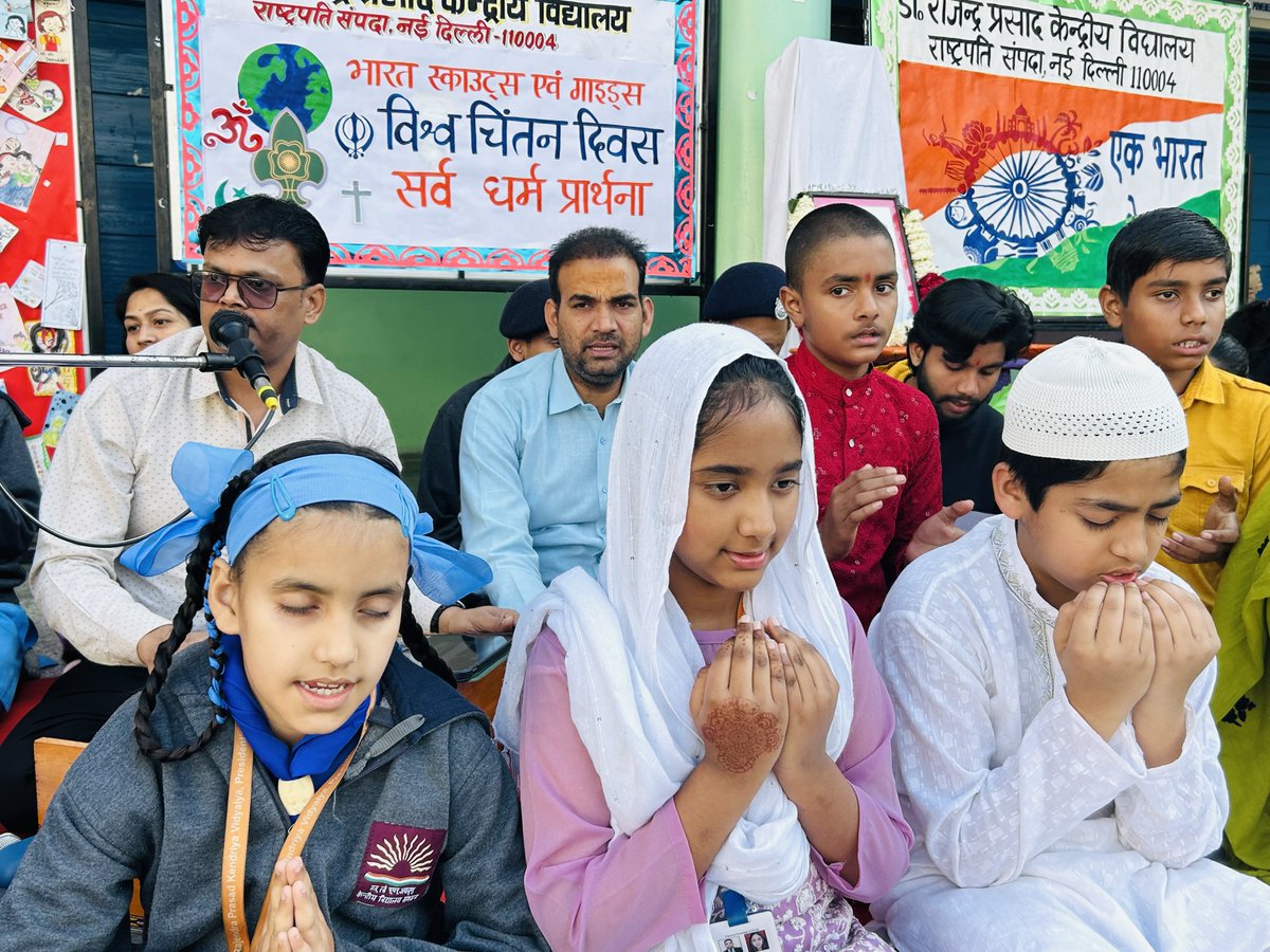 DrRPKV's tweet photo. 🌍 Happy World Thinking Day! Let's celebrate the power of thoughts &amp; ideas that shape our world. Take a moment to reflect, innovate &amp; make a difference! #WorldThinkingDay @KVS_HQ @kvs_ro @EduMinOfIndia @BharatScouts https://t.co/lyw1dklHHL