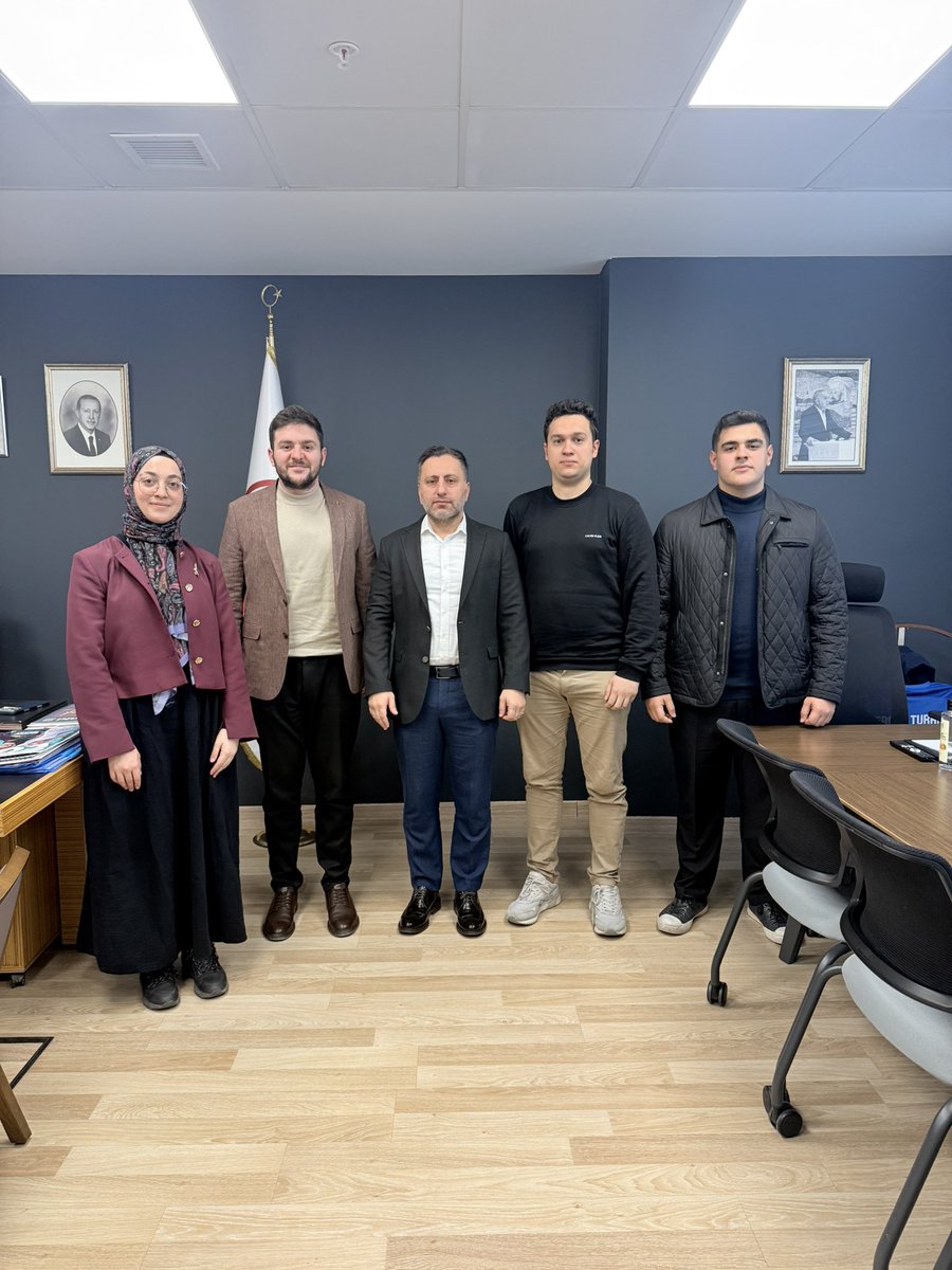 Genç MMG Yönetim Kurulu olarak, Fatih Belediye Başkan Yardımcımız Sayın Cengiz Usta’yı ziyaret ettik. Nazik misafirperverlikleri için kendilerine teşekkür ederiz.