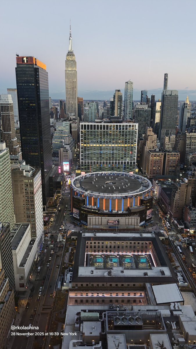 rkolachina's tweet image. Look Down Captures
#MSG #newyorkcity
#theme_pic_world_city