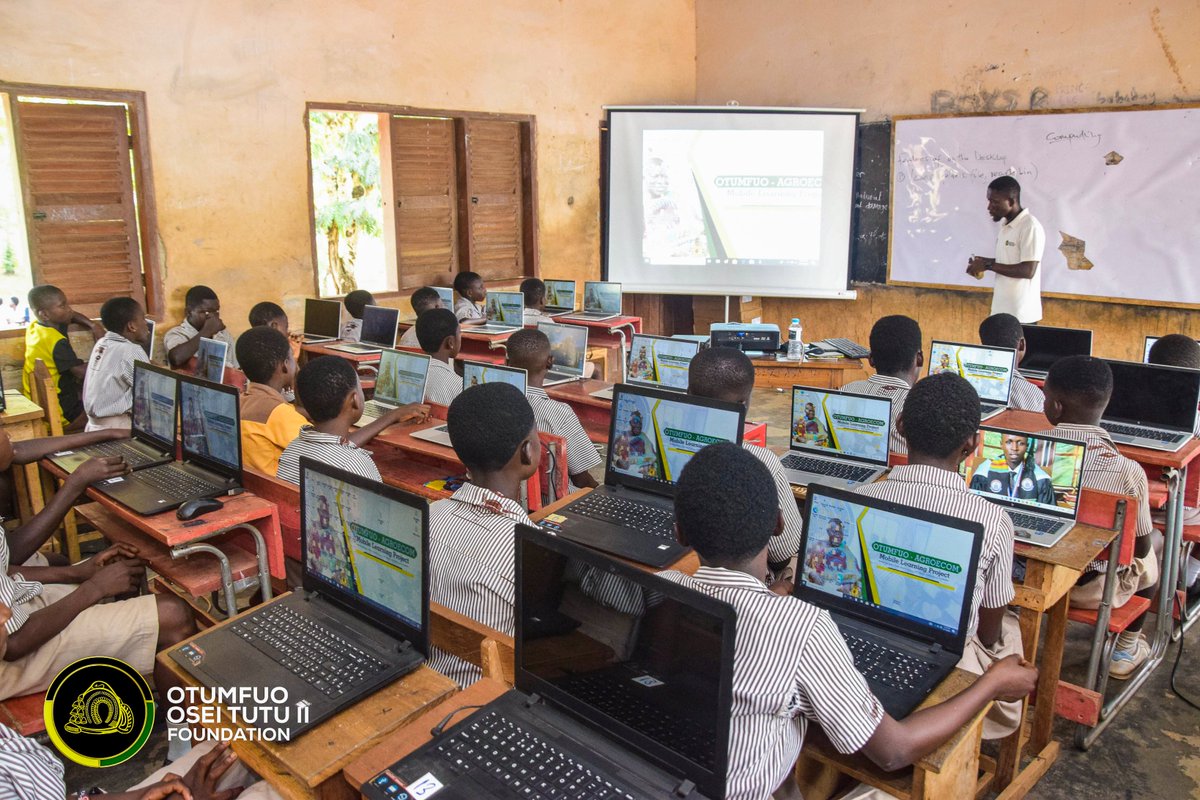 Otumfuofdn's tweet photo. The Otumfuo–Agroecom Mobile Learning Project is currently in Nyankomase in the Adansi Asokwa District, continuing its 2026 outreach to empower pupils with practical ICT skills and improve English literacy, while also supporting cocoa farmers with best agricultural practices. https://t.co/wRB1EyoyJ4