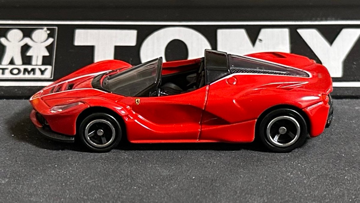 No.SP-179 ラ フェラーリ アペルタ フェラーリセットの1台☝️ 創業70