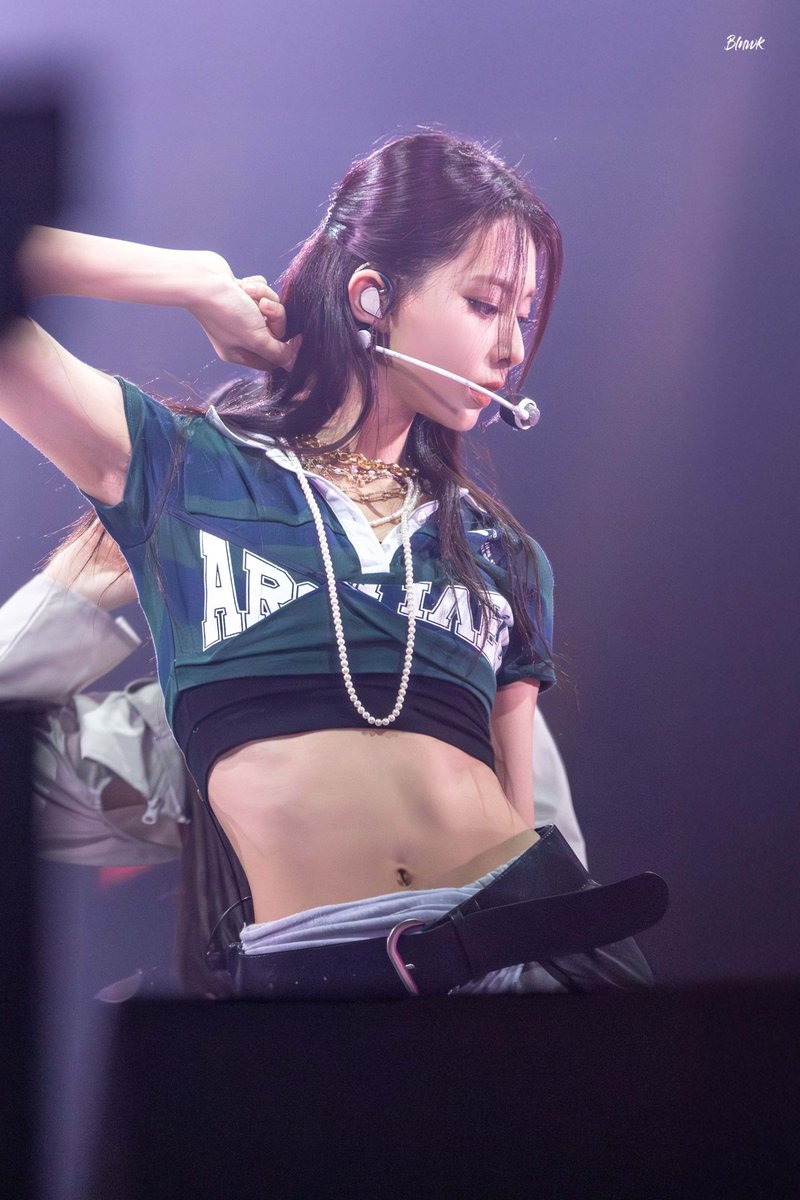 99 LINE💙❤️ 最高で最強のBuddy🥰 #TWICE #ツウィ #チェヨン