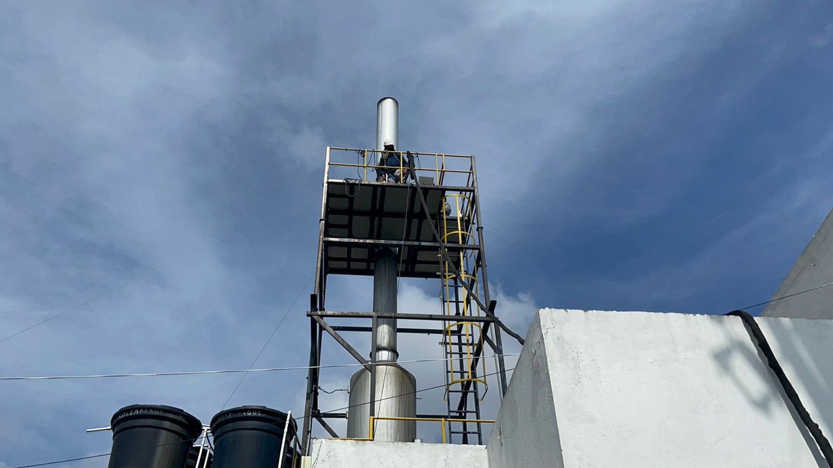 Alfred_Balle's tweet photo. En la @CAR_Cundi acompañamos el monitoreo de emisiones generadas por hornos crematorios y otras fuentes fijas que operan en nuestra jurisdicción.

Cada 6 meses verificamos:
🔎 Parámetros técnicos
🌡️ Temperaturas de operación
📄 Certificados de calibración
📈 Niveles de contaminantes

Estas auditorías permiten evaluar el desempeño de los sistemas de control y mitigar impactos en la calidad del aire.

La calidad del aire también se protege desde el control a las emisiones industriales.