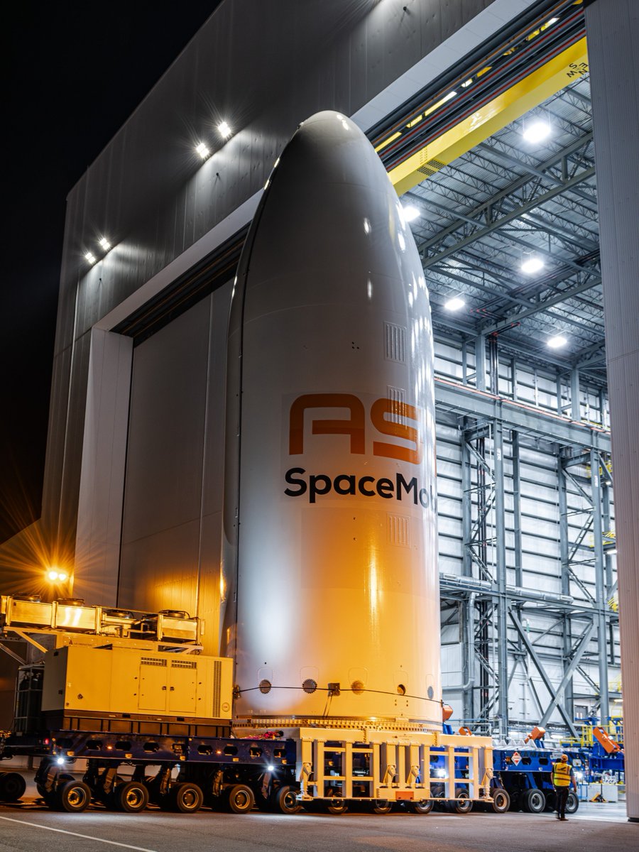 Space Nøsey tweet media