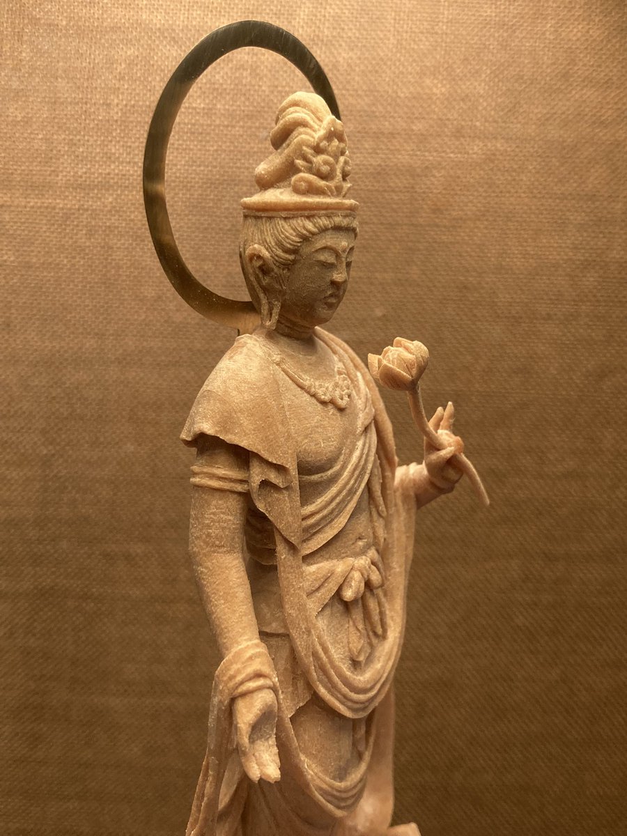 2026.2.22 聖観音菩薩立像 桂材/真鍮(光背) 角材を切り出してから15日