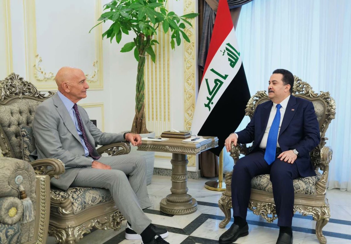 BaghdTelegraph's tweet photo. Iraqi Prime Minister Mohammed Shia al-Sudani met U.S. envoy Tom Barrack to stress one clear message: diplomacy must come first.
Both sides highlighted dialogue, economic cooperation, and Iraq’s growing role in reducing regional tensions.
#Iraq #Diplomacy #MiddleEast #USIraq #US https://t.co/V4l0UZaPvJ