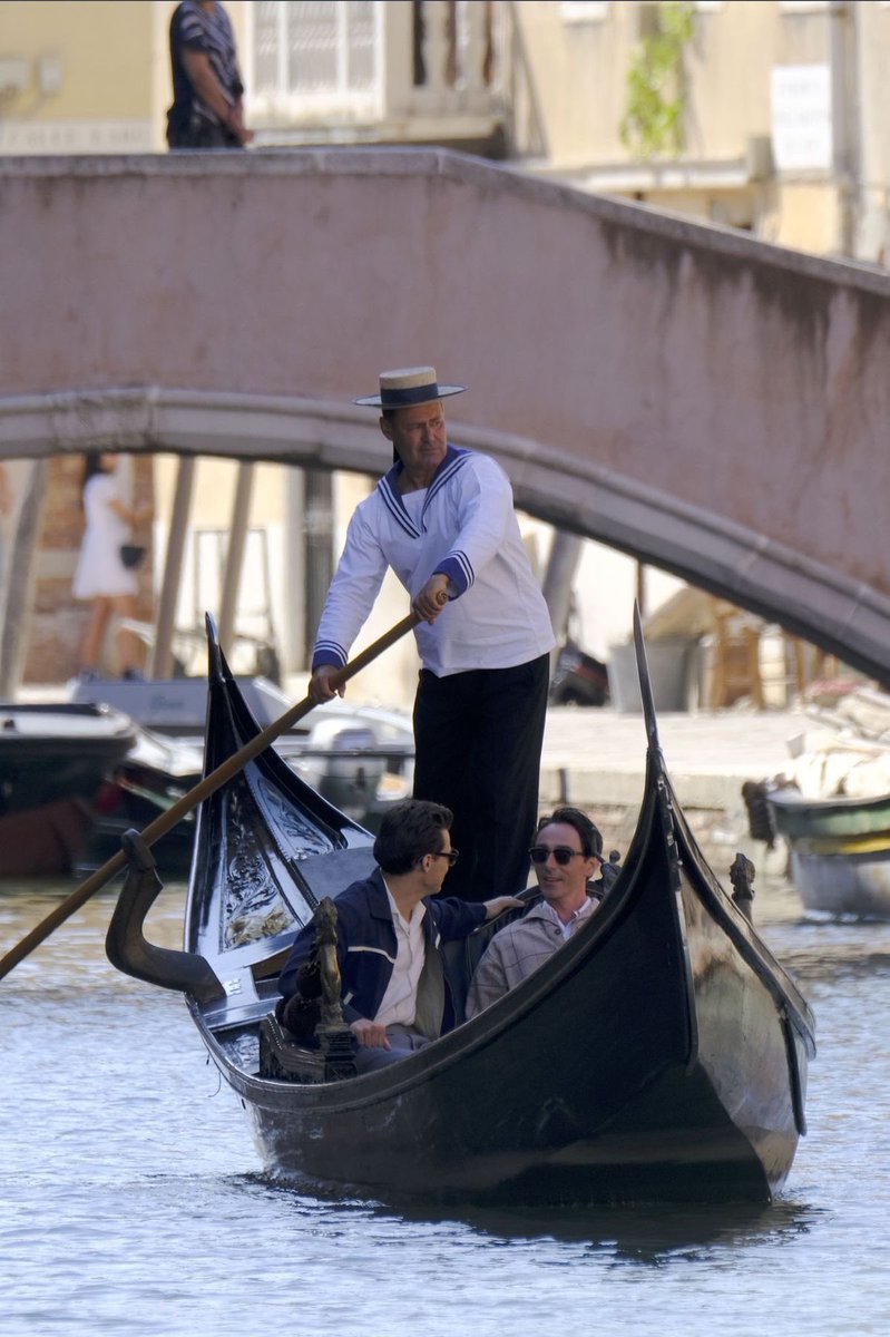 My Policeman Bot 🏳️‍🌈 tweet media