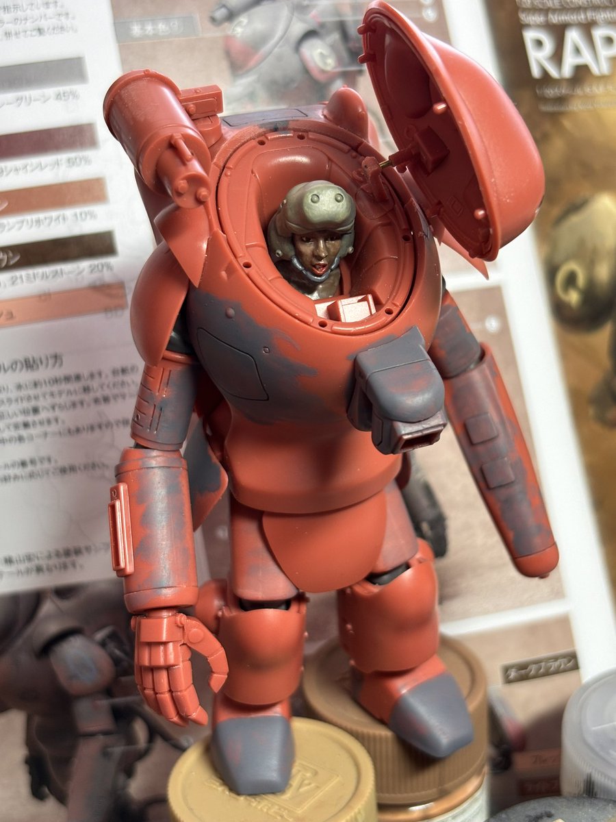 miya_oto's tweet photo. 合わせ目にサフをペタペタ。
#沖縄マシーネンクリーガー展示会 #SF3D #MAK #SAFS #RAPOON #ラプーン https://t.co/IyqcHOIRfv