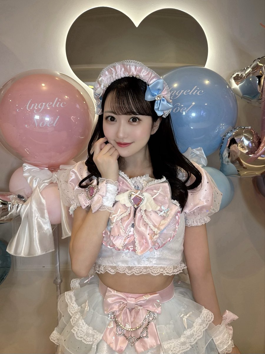 28歳会社員のコンカフェ衣装姿、 似合ってますかー？🎀🫧