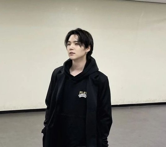 Rtzy 7️⃣⊙⊝⊜ (away) tweet media