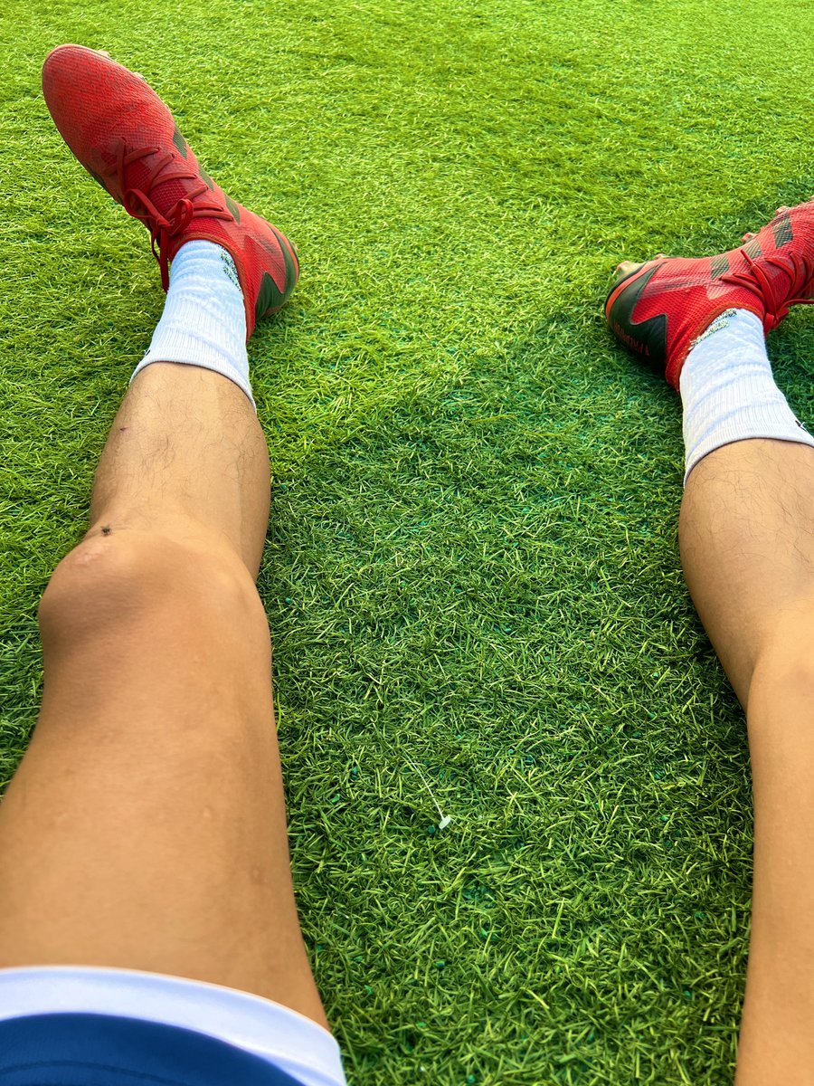 GDcontrolshoes's tweet photo. https://t.co/VOI0LkiC9B