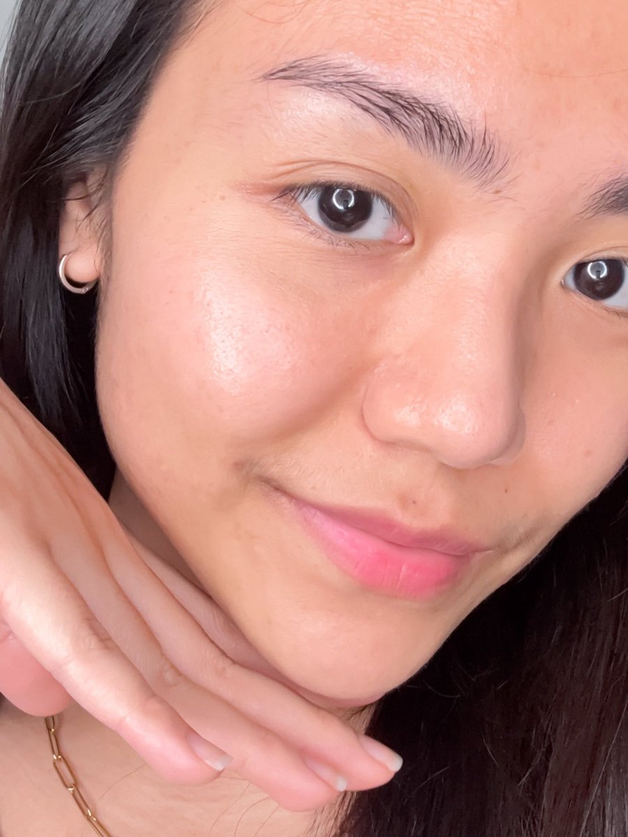 Lagi nyari exfoliating toner yg gentle? 

Aku lagi pake From This Island Sugarcane AHA Exfoliating Solution &amp; sejauh ini nyaman deh di kulit 😚✨