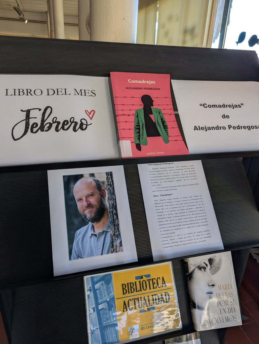 bibdulcechacon's tweet photo. "Comadrejas" de Alejandro Pedregosa @AlejandroPedreg es nuestro libro del mes de febrero. Un canto a la memoria de quienes sufrieron escarnio, tortura y muerte por AMAR ❤️📚 https://t.co/D6qhrycN4G