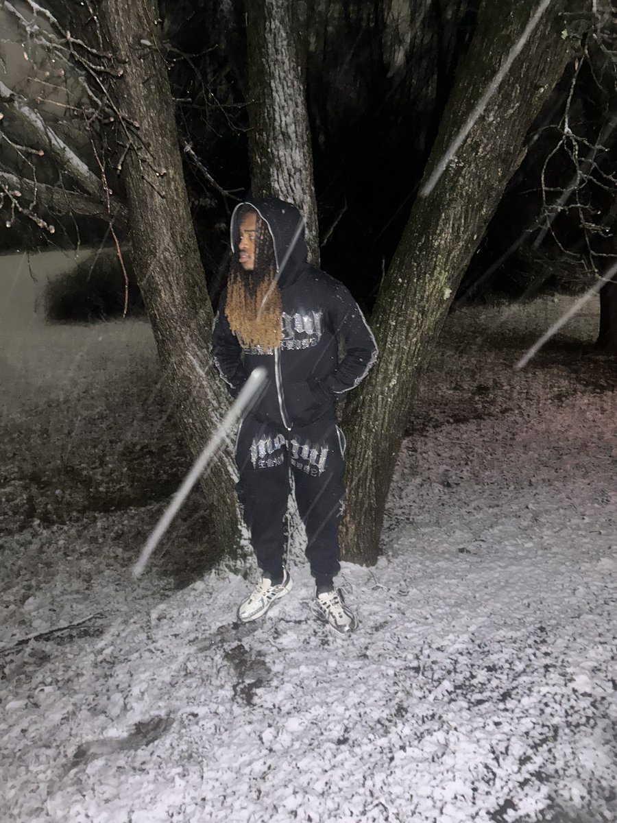 𝄞 𝑀𝒶𝓇𝓀𝒶𝒾 𝄞 🇦🇬 tweet media