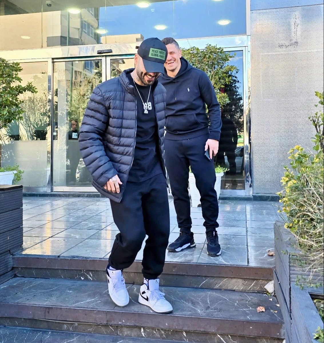 بنیتا 𝕏🏛 tweet media