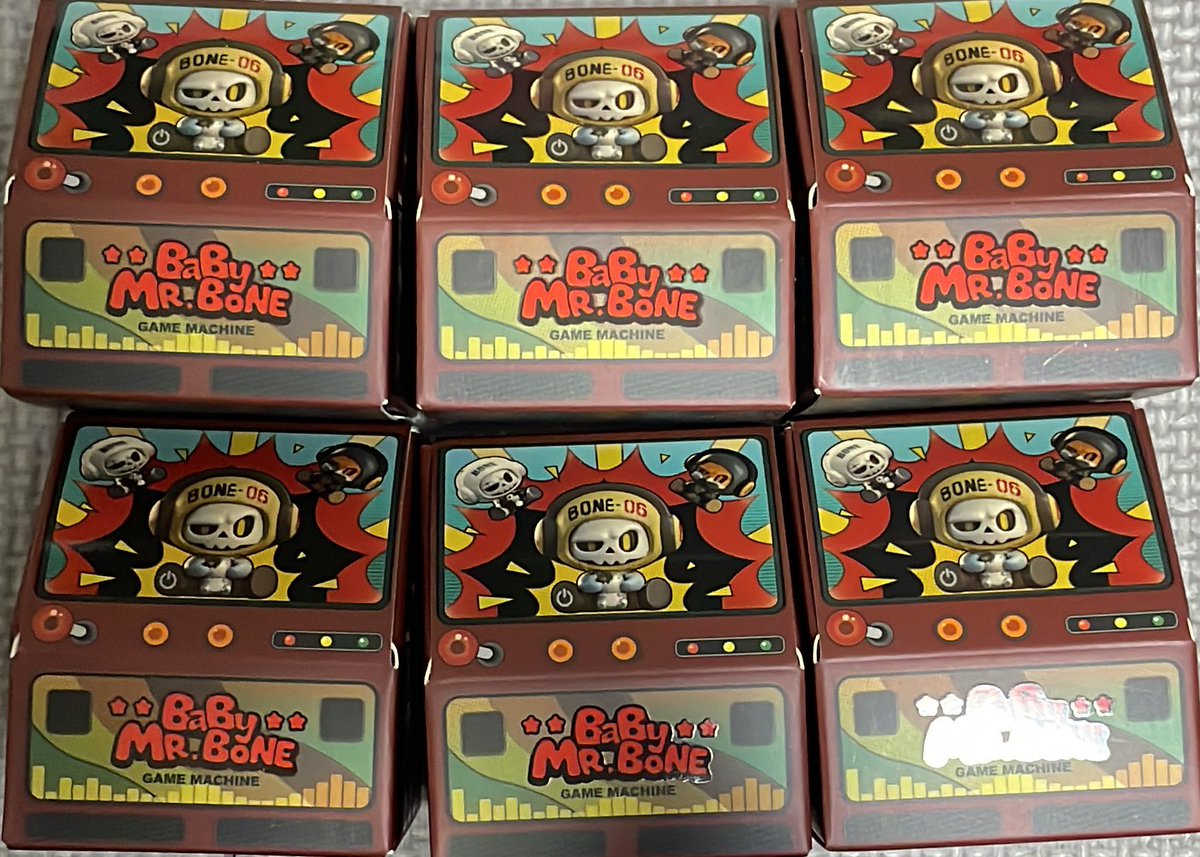 l20smile20l's tweet image. 以前ヤマシロヤに行った時見かけて
めっちゃ欲しかったやつーっ🤤
MR.BONEシリーズ！
明日か明後日には開けてディスプレイに入れたい🥺
#GAMEMACHINE