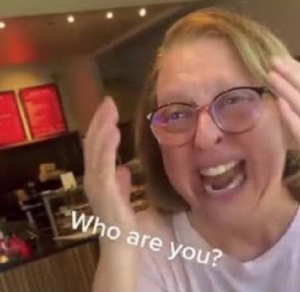 its so weird to see charli xcx emote