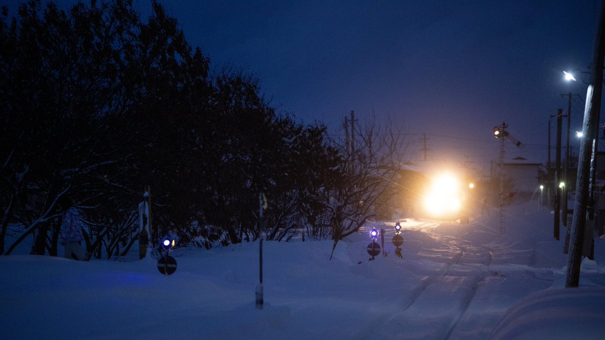 8_oh8c's tweet photo. ドカ雪にウンザリしたい。 https://t.co/v0NVLti5He