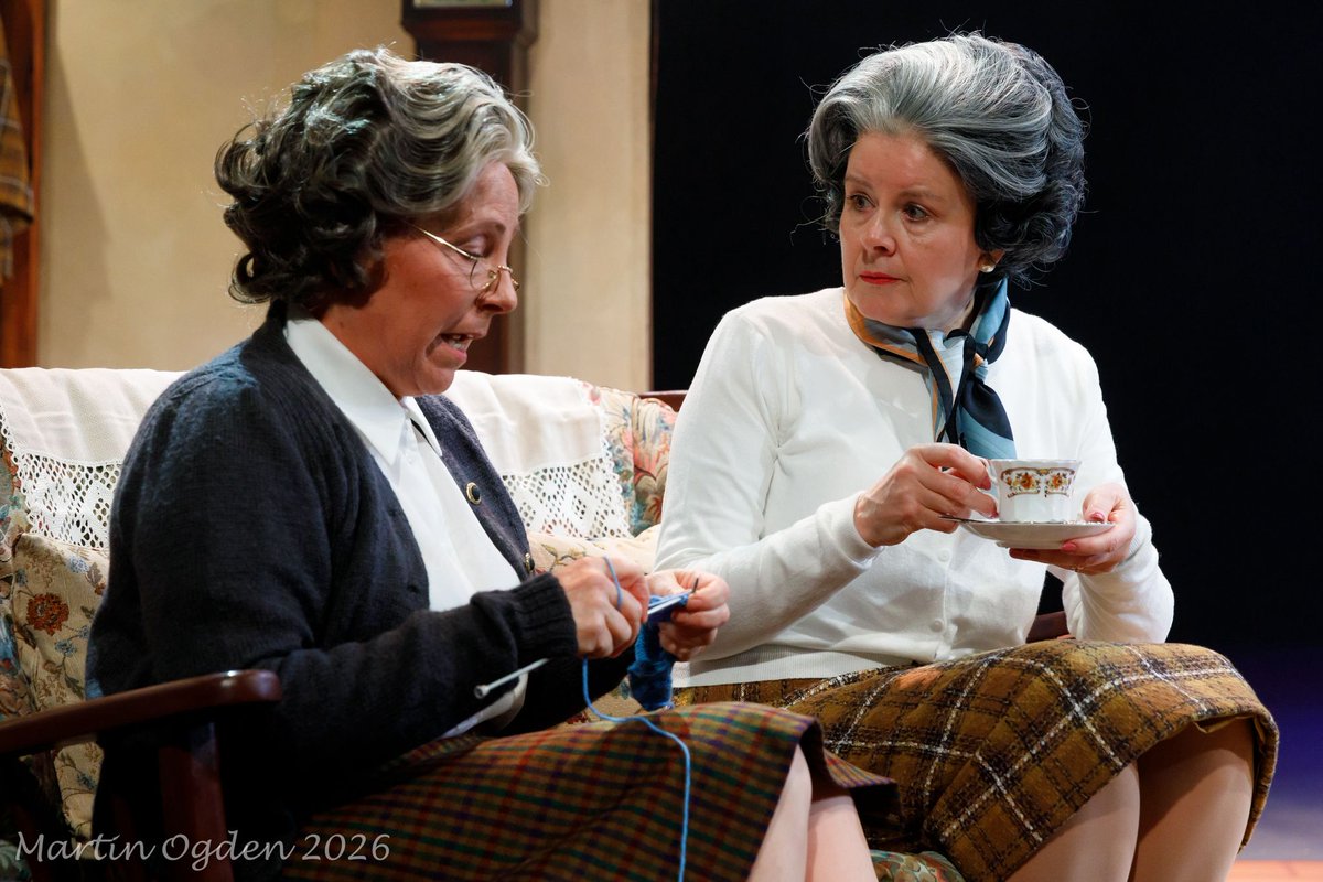 altrinchamtoday's tweet photo. Agatha Christie thriller The Mirror Crack'd opens at the @AltrinchamG tonight - and here are pictures straight from the final dress rehearsal.

It runs until Saturday and tickets are still available: https://t.co/gsVCshh2jO https://t.co/Ytd9dIyUX8