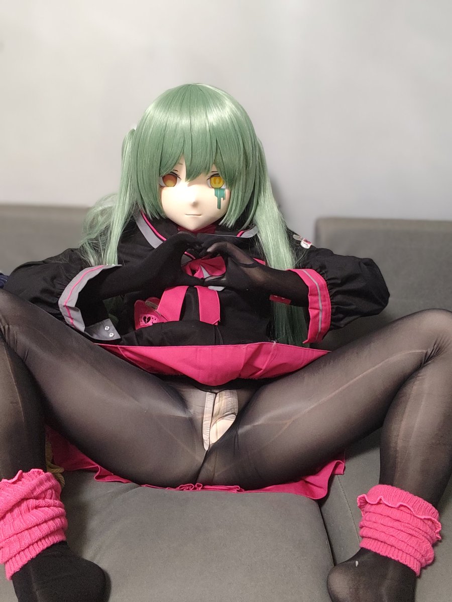 ISACCE7's tweet photo. 我是伊织，今天教大家如何按Q（不是）
#kig  #kigurumi https://t.co/U5ZGqWHlOa