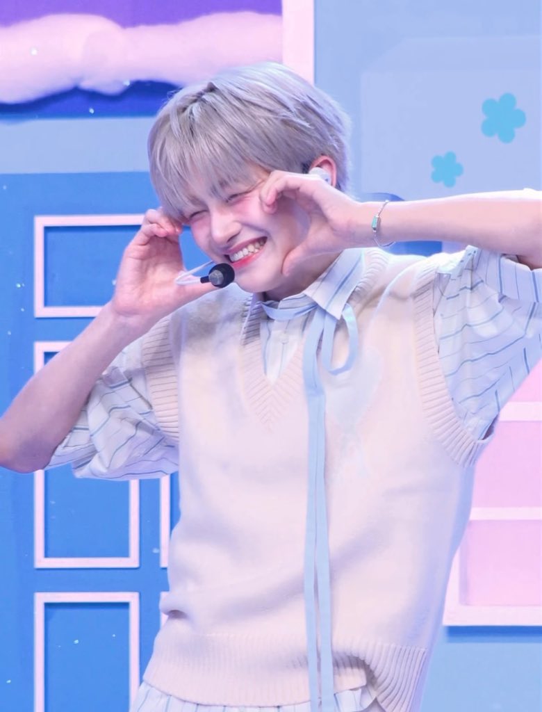 ジフンの笑顔ってほんとに宝物すぎる😖💖 ほんっっっっとうに