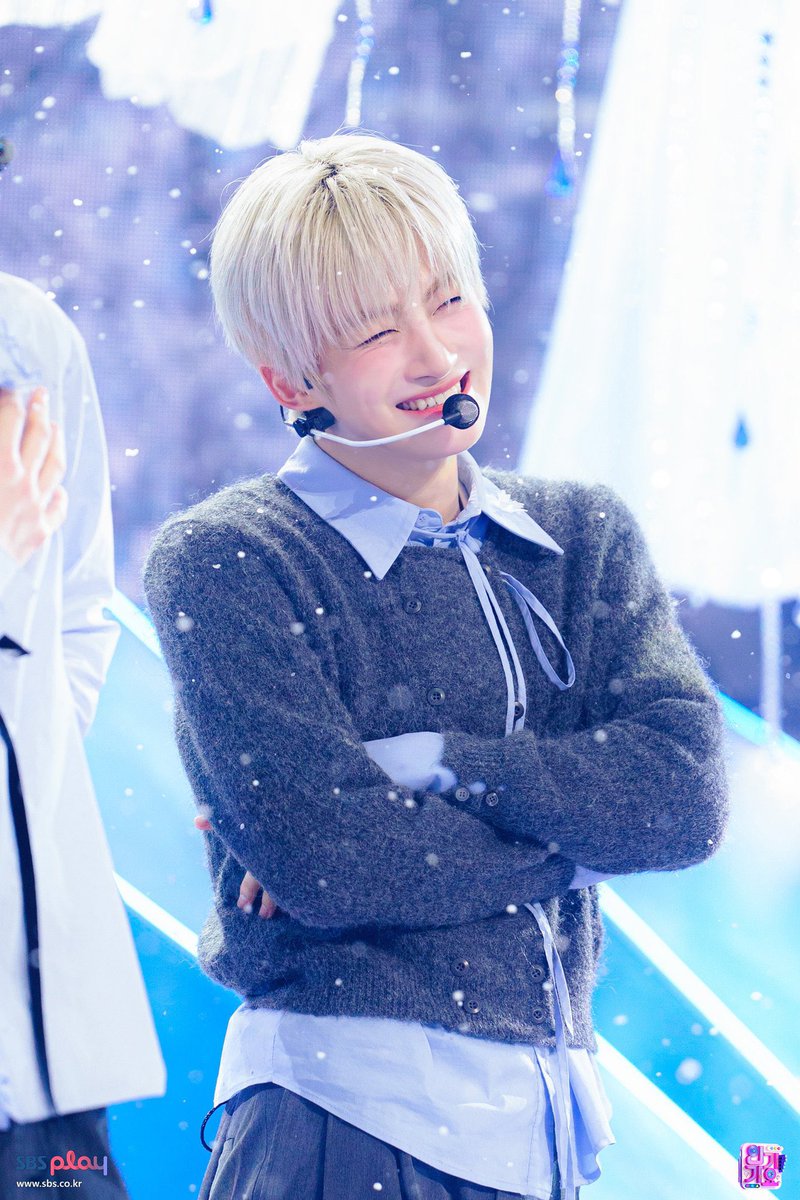 ジフンの笑顔ってほんとに宝物すぎる😖💖 ほんっっっっとうに