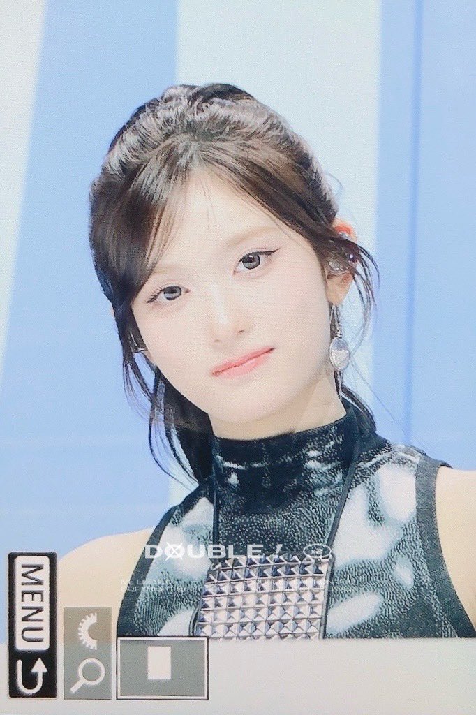 𝑫𝒐𝒖𝒃𝒍𝒆 ! tweet media