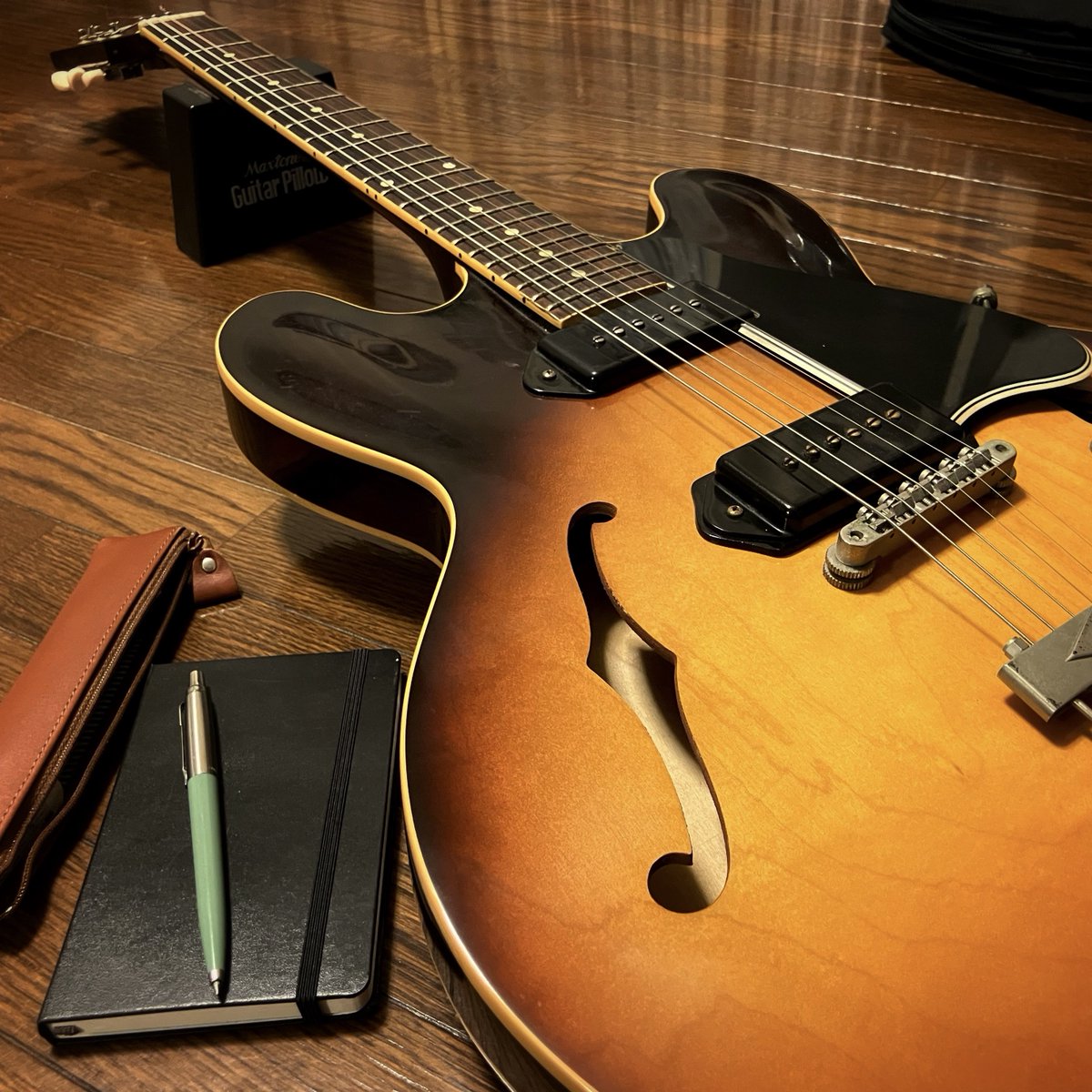 今日は早くからスタジオへ。まずは次回リクエストライブのリストを全曲