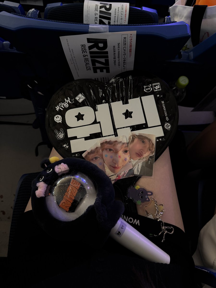 qq_7nf's tweet photo. 260221-0223 RIIZING LOUD Special Edition
東京ドームへ連れてきてくれてありがとう🥲🧡 https://t.co/FnbB2KgN3G
