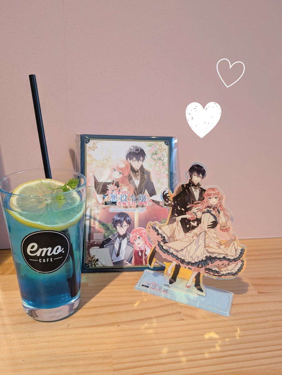 初日に都外遠征して楽しんだ念願のカフェ☕✨ 作品知らない友達が同行