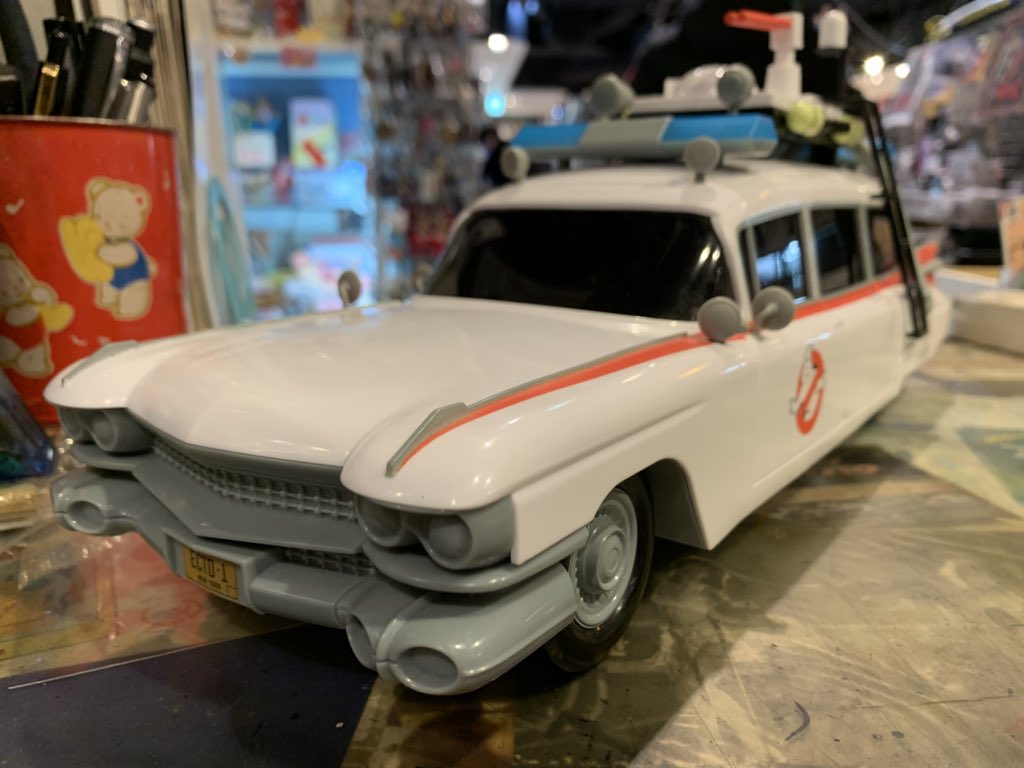 ゴーストバスターズのEcto-1ポップコーンバケツが入荷してます。