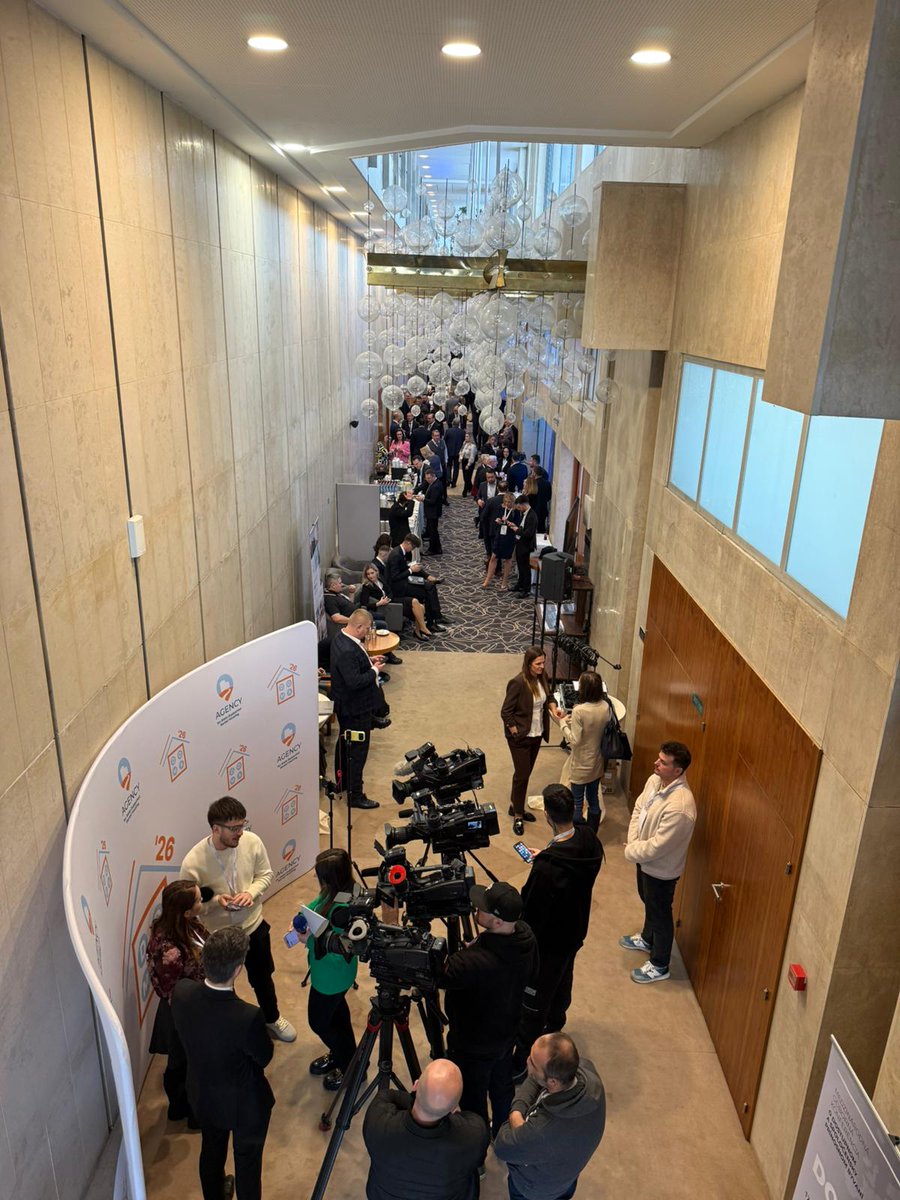 Zástupci ÚZSVM se v minulém týdnu zúčastnili bratislavské konference Doma 26 věnující se dostupnému bydlení. Jeho nedostatek je totiž celoevropským problémem. Poznatky z konference využijeme při naší další činnosti.