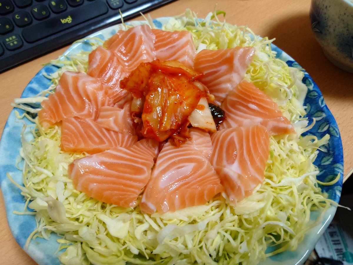 キャベツが多すぎた気はする #シャケを食え