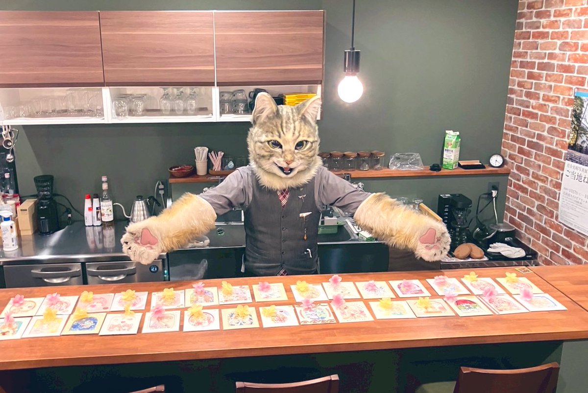 #アナログイラスト展
#川崎文具店
開幕より10日🌹沢山のお客様にご高覧頂き感謝です✨(まだ20日ありますw
色彩の魔術師🧙川崎文具店×新しい文化を育む岐阜新文化会×参加作家様方による
原画の文化祭✨
お客様とも一緒にアナログイラスト展はあります✨
よろしくお願いします😊