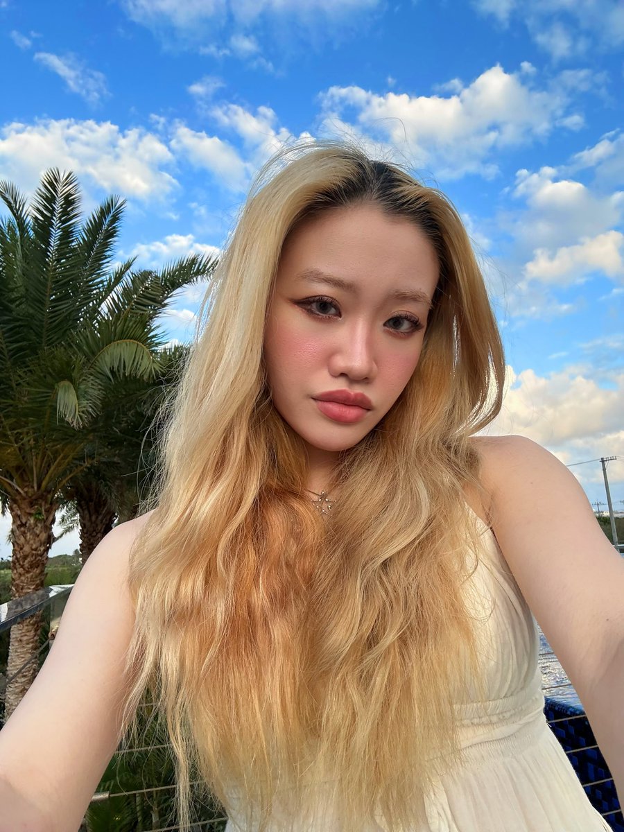 Destiny Hope Tiara tweet media