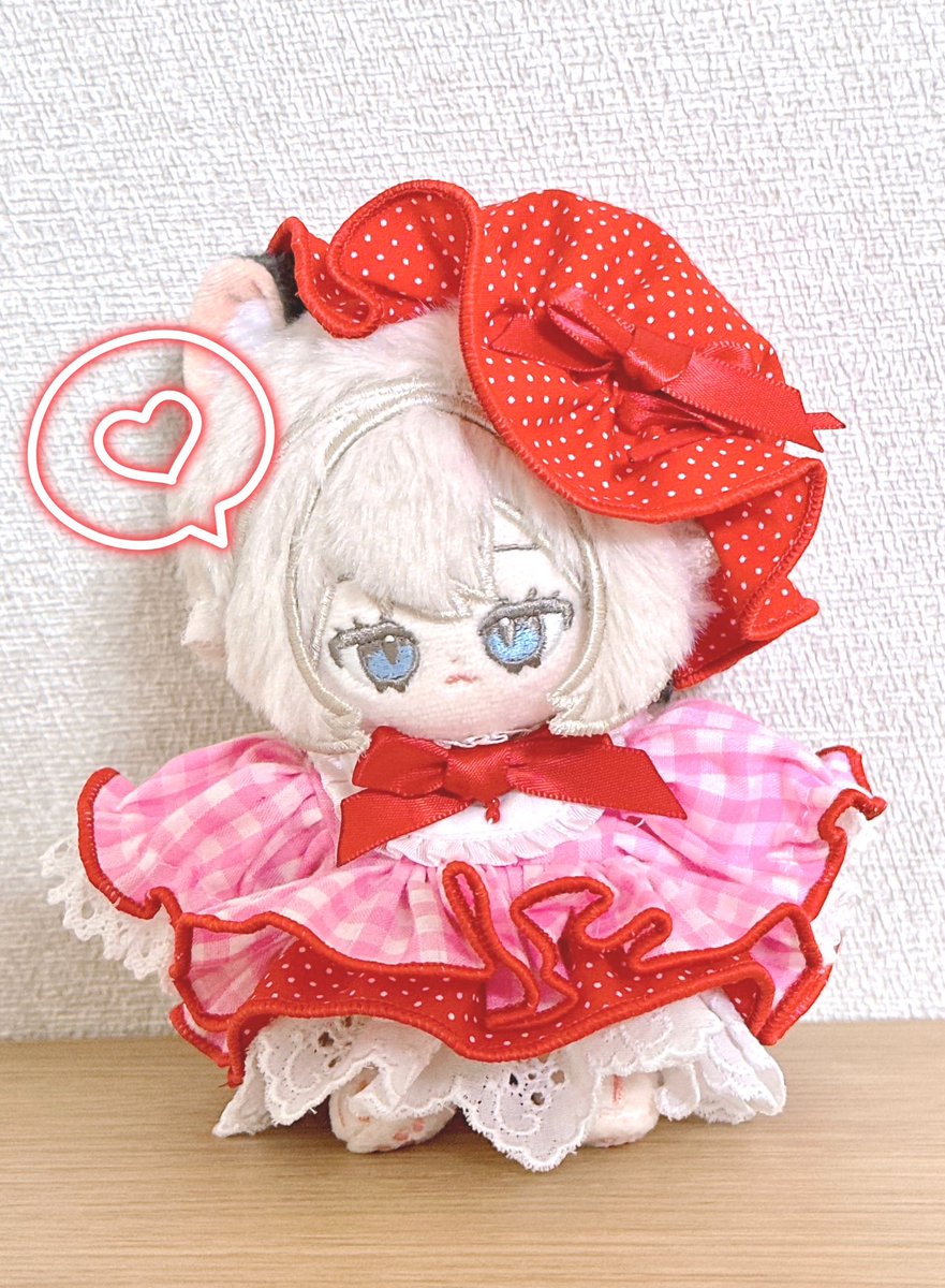 mybebe（<a href="/mysbebe/">mybebe - みゅべべ</a>）様の企画に当選して
素敵なお洋服を受け取りました✨
ピンク×赤が可愛いし、パニエもボリュームがあって全部が可愛いです👏👏

誰に着て貰っても凄く可愛くて嬉しい〜😭💕

今回は素敵な企画をありがとうございました！
大切にさせて頂きます🫶✨✨💕

#みゅべべ服