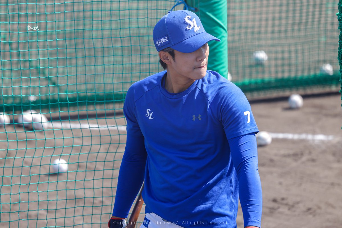 ๐๐๐ณ๐. tweet media