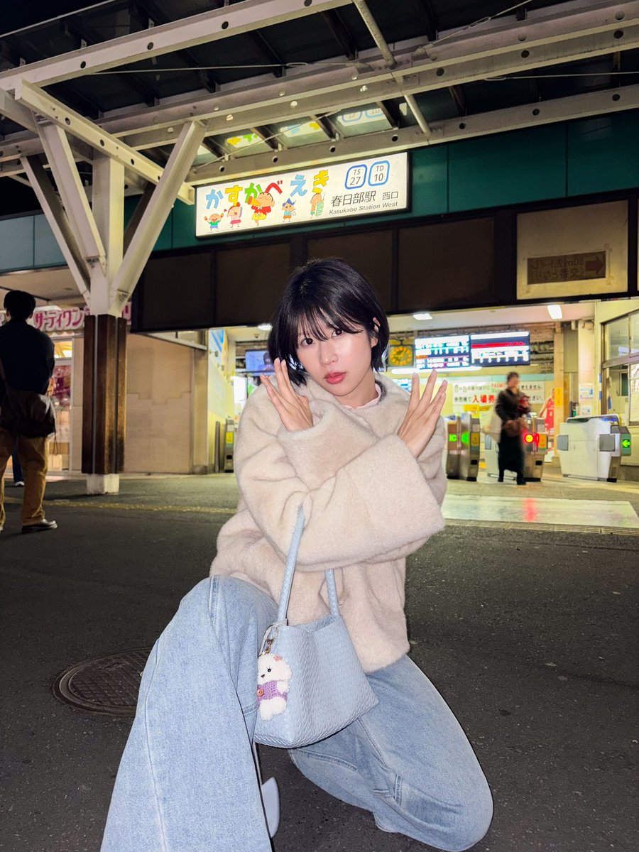 斉藤百香🍑プロテイン片手に原稿読む人 tweet media