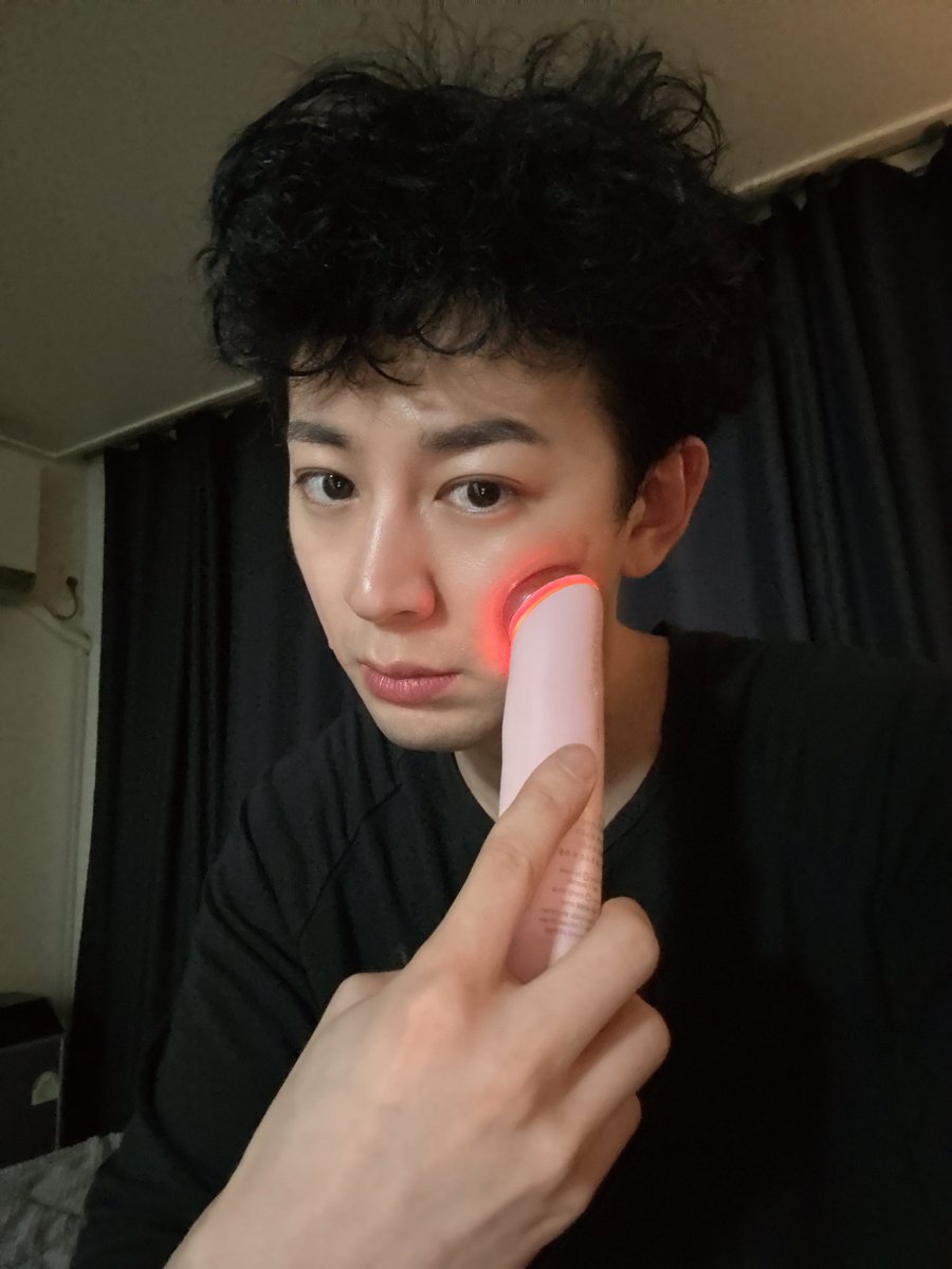 두바이쫀쫀피부만들기n일차
부스터모드5단계로수분관리