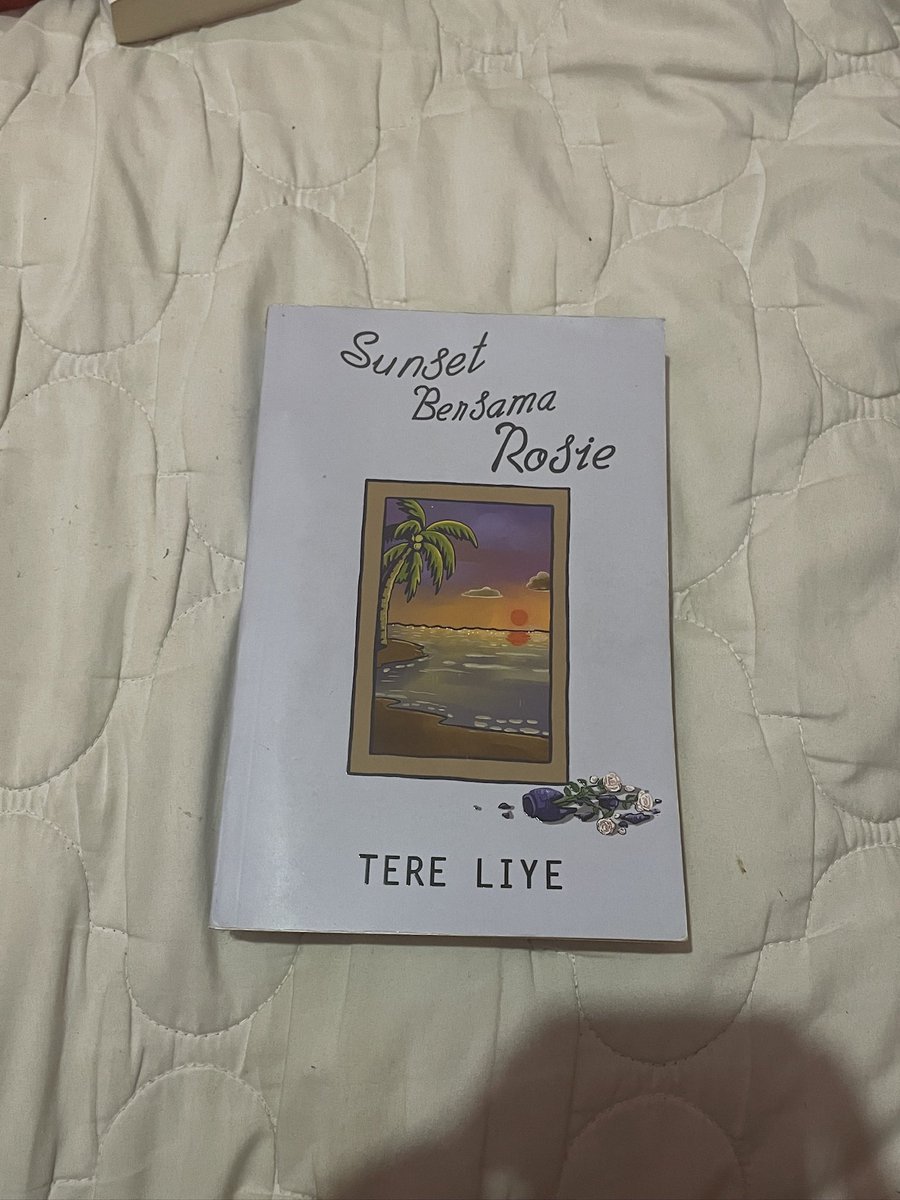 kinankinunin's tweet photo. hi! aku preloved buku buku ini, kalau ada yg tertarik boleh cek condi di ig lovedbykinan. 
laut bercerita 
semua ikan di langit 
negeri para bedebah 
sunset bersama rosie
payment bca dan oren
#prelovedbuku https://t.co/l9lhAuzR7z