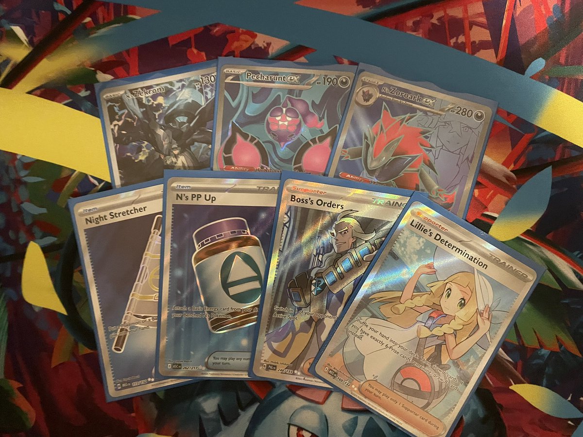 Haters: N’s Zoroark deck will never be blue 🤣
Blue N’s Zoroark deck: