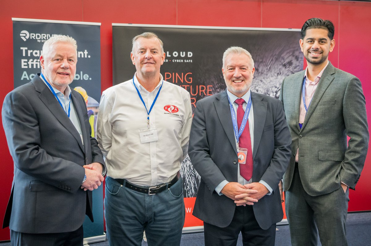 METCLOUD tweet media