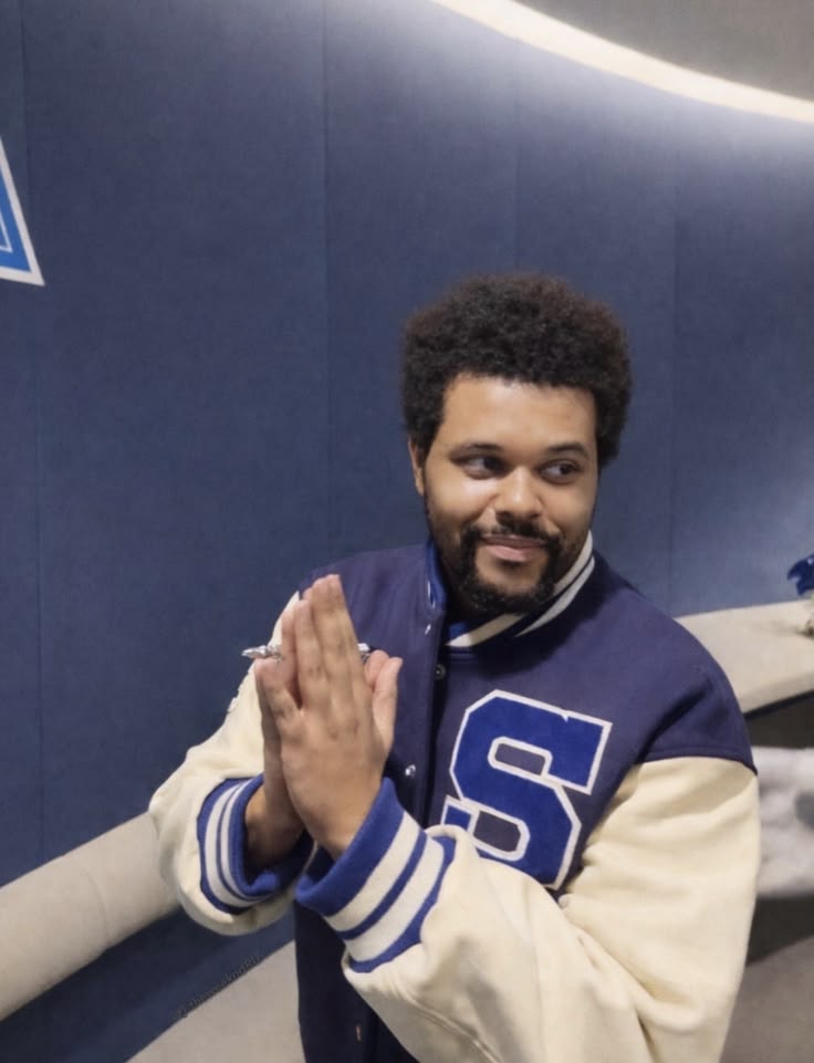 🔥 I’m cooking something special!
My new pinned post is dropping soon, and I’d love your honest thoughts on it.

Once it’s live, show some love: retweet, like, and comment—your support means the world! 🙏