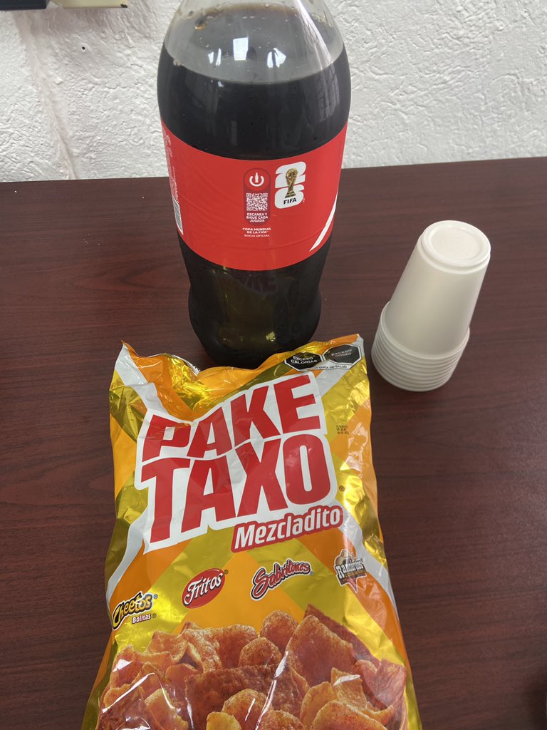 carlosperod's tweet photo. Desayuno de Campeones !! https://t.co/PBYm5la5BS