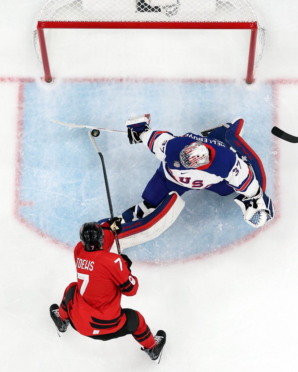 I need like a 6x8 foot framed print of this immediately. Lowell forever