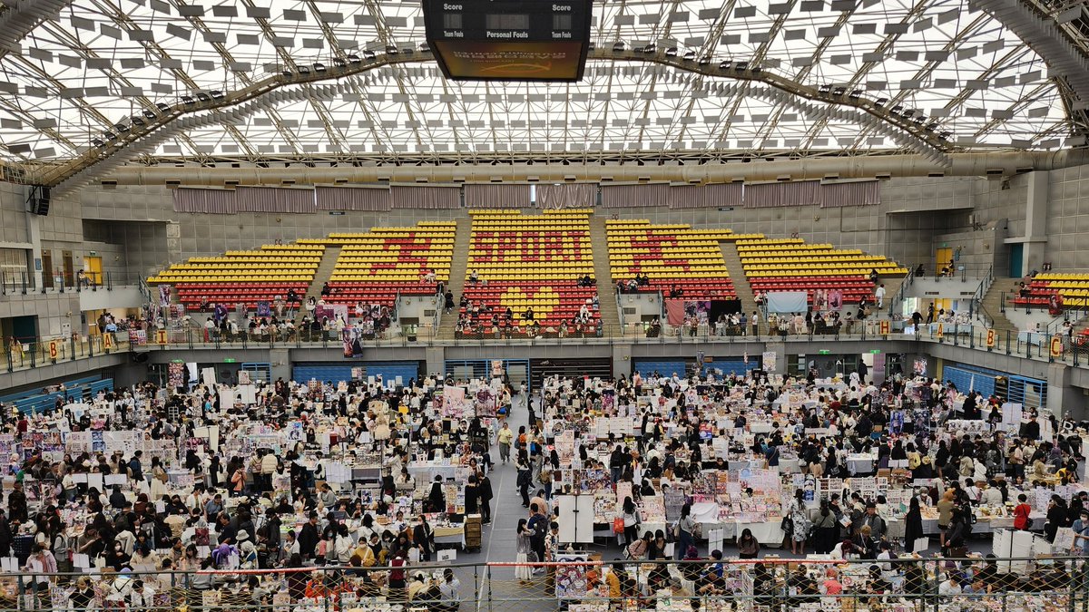 耐矣 (Finally in 香港) tweet media