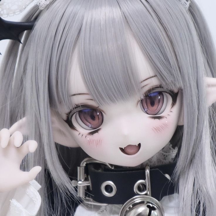 I’m having fun doing these doll doodles I’ll try to have motivation to do one daily #artmoots #sketch #dailydoodle