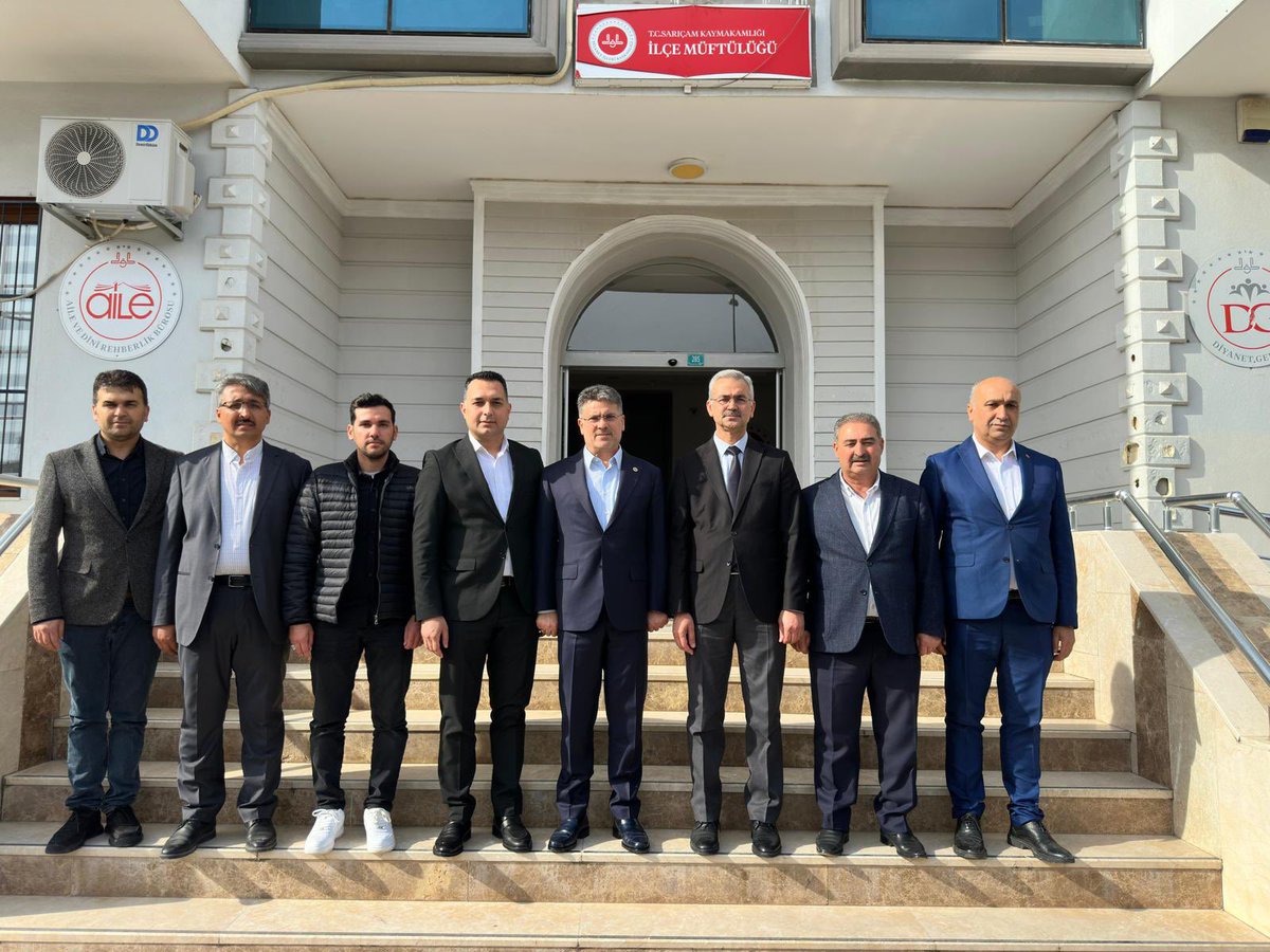 ❝AK Parti; değerlerimizi yaşatan, ilim ve irfanla yoğrulan nesilleri büyütmeyi vazife bilen bir anlayıştır.❞

Sarıçam İlçe Diyanet Müftülüğümüzü ziyaret ederek hafızlık eğitimi alan evlatlarımızla bir araya geldik.

Rabbim ilim yolunda gayret eden evlatlarımızın zihinlerini