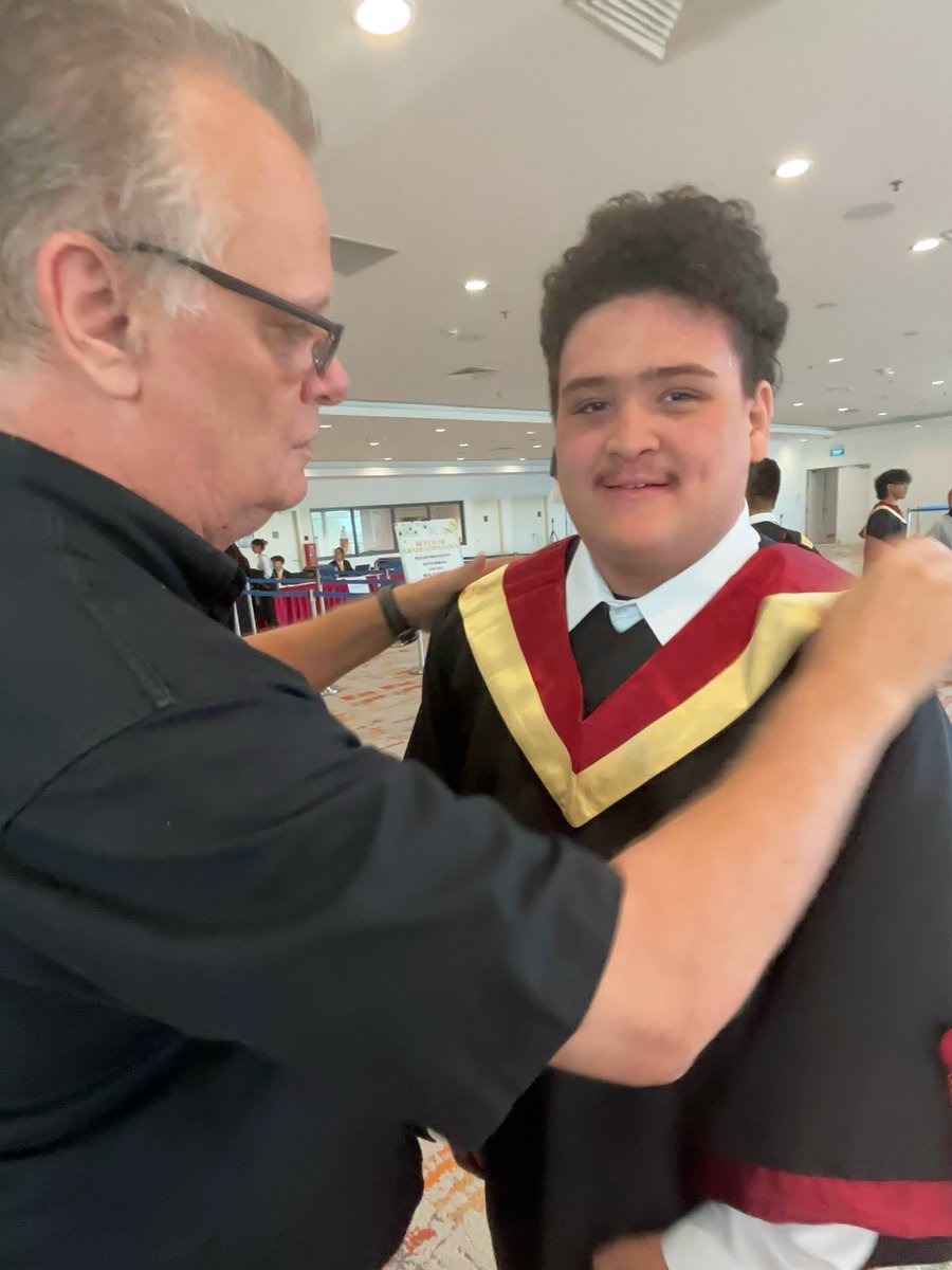 palmerdebra's tweet photo. My son Logan’s graduation. Father and son moments.
#graduation #automotiveengineer #son #prideandjoy #fatherandsonmoments https://t.co/naNcV48tMj